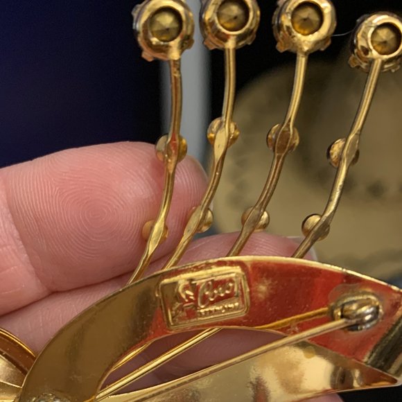 Vintage Coro Sterling Gold Brooch - Picture 2 of 2